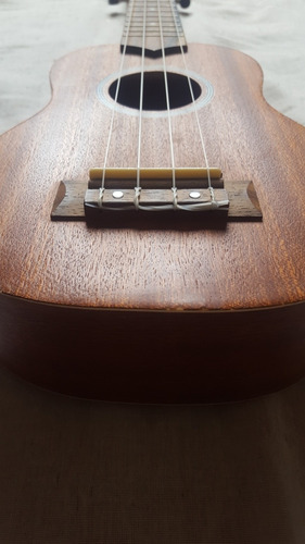 Ukulele Soprano Strinberg Uk-06 Acústico Marrom Madeira 