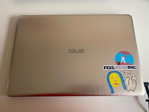 Laptop Asus Vivobook Pro 15