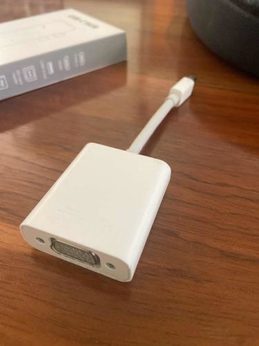 Adaptador De Mini Displayport To Vga Adapter Apple