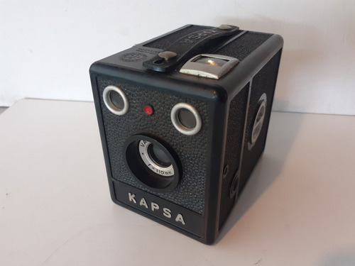 Antiga Câmera Box Kapsa Pinta Vermelha
