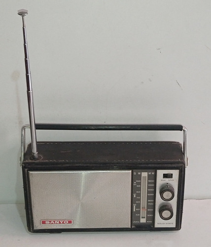Rádio Antigo Portátil Sanyo A Transistor Funciona + Antena