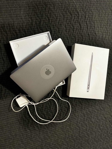 Apple Macbook Air 2020 A4 2179 8gb 256gb Hdd 13 