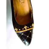 Zapato Taco Dama Negro Con Detalles En Dorado Usado