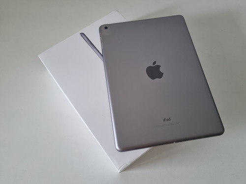 iPad 6 Geração - 128gb - Cinza-espacial