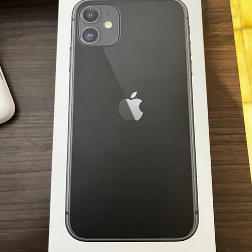 iPhone 11