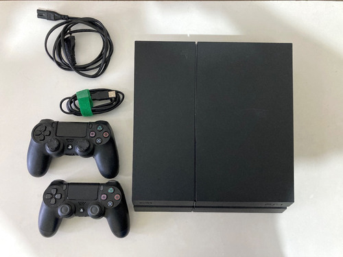 Sony Playstation 4 500gb Slim Preto Onyx 2 Controles + The Whitcher 3