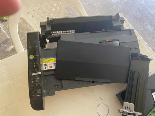 Impressora Epson Tx105 (consertar Ou Tirar Peças)