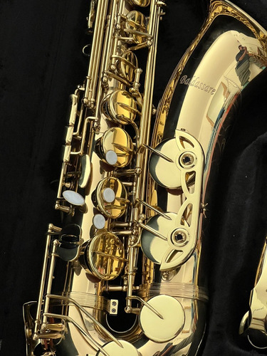 Saxofón Tenor Baldassare 6435l - Color Dorado
