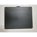 Wacom Cth-690 Intuos Medium Pen And Touch