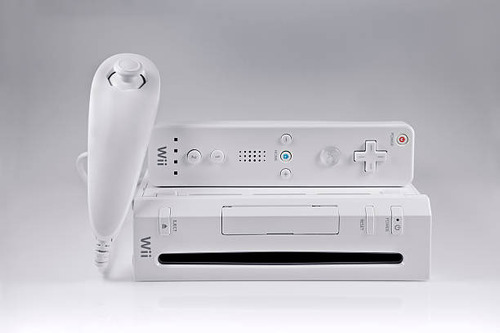 Console Nintendo Wii Americano + 1 Ctl 1 Nunchuk 1 Jogo (t)