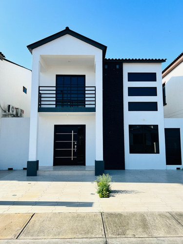 Urb. La Joya, Etapa Granate, La Aurora Casa En Venta O Alquiler
