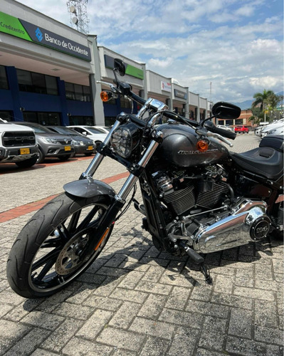 Harley Davidson Brackout 1.8 2021