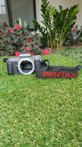 Máquina Fotográfica Antiga Pentax P-30