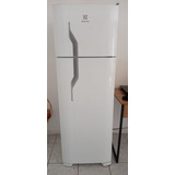 Geladeira Com Refrigerador Electrolux 260l 110v Seminova