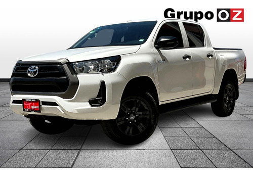 Toyota  Hilux  2021