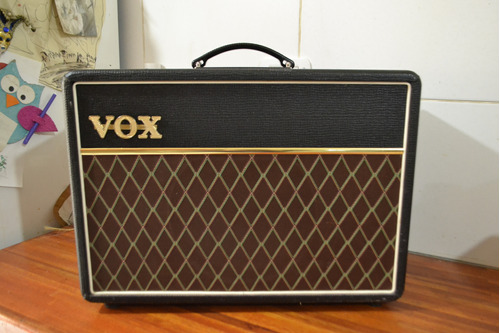 Combo Amplificador Para Guitara, Vox Ac10c1 100% Valvular.