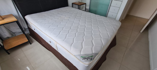 Cama Queen Size Marca Fisher, Muy Buen Estado