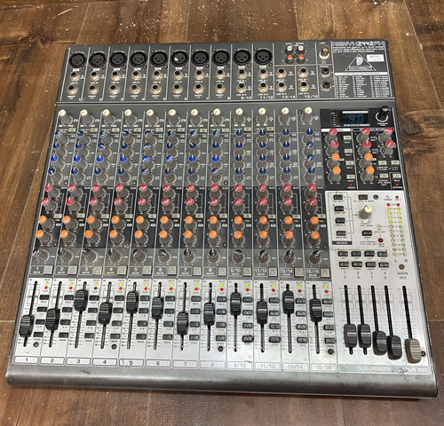 Mesa De Som Behringer Xenyx 2442fx 16 Canais - Fotos Reais!