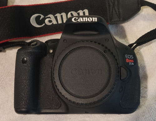 Câmera Canon Eos T3i