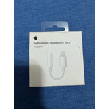 Adaptador Apple Lighting Headphone Jack