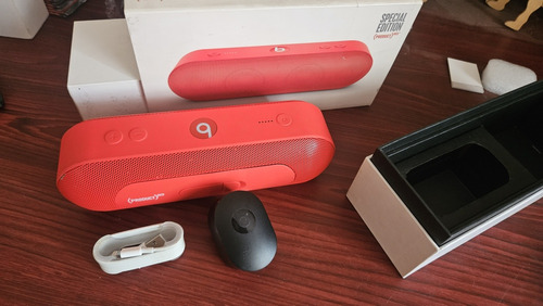 Bocina Beats Pill + Edición Red Para Exigentes Y Coleccion