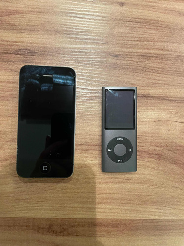 iPhone 4 E iPod Funcionando C/ Carregador-item Colecionador