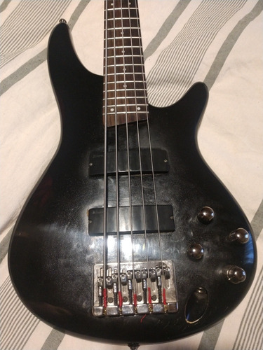 Bajo Ibanez Sr 305 5 Cuerdas, Indonesia..