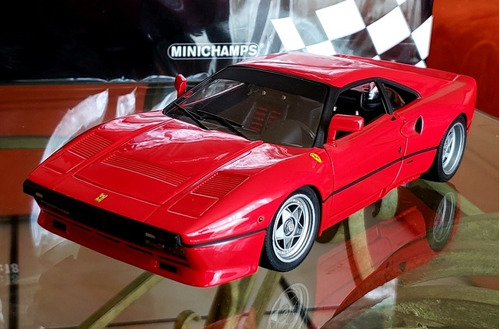 Ferrari 288 Gto Color Rojo Hot Wheels Elite En Escala 1/18 