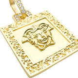 Pingente Placa Medusa Cravejado Banhado A Ouro 18k