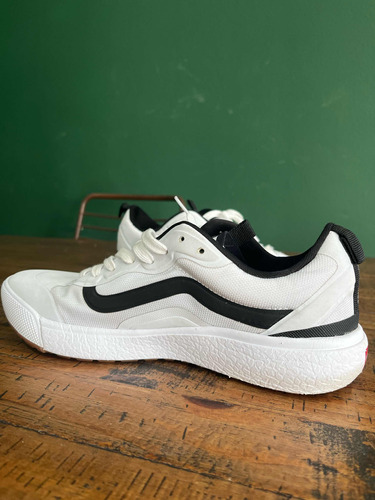 Tênis Vans Ultrarange Exo White