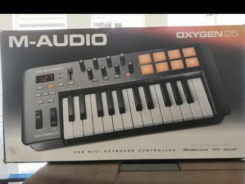 Teclado Controladora Midi M Audio Oxygen 25 Mkv Zerado