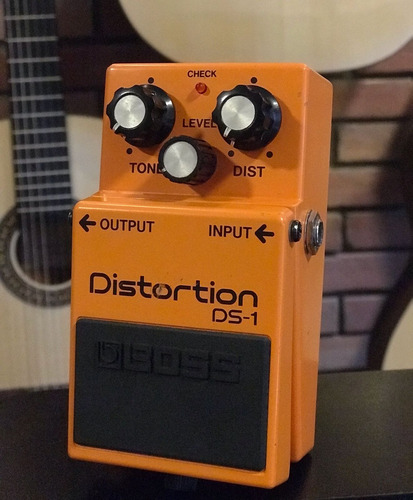 Pedal Boss Ds-1 Distortion - Usado