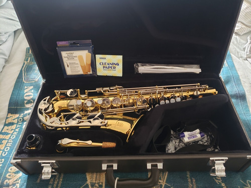 Saxofon Yamaha Yas-23