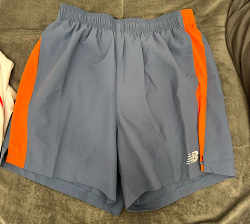 Short New Balance Deportivo Talle S