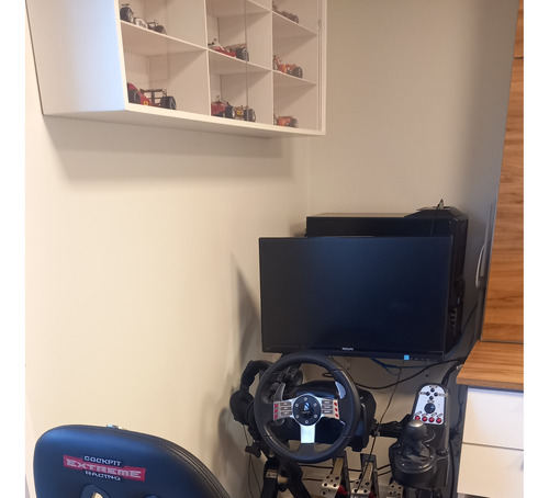 Volante Logitech G27 Cockpit Extreme Simracing