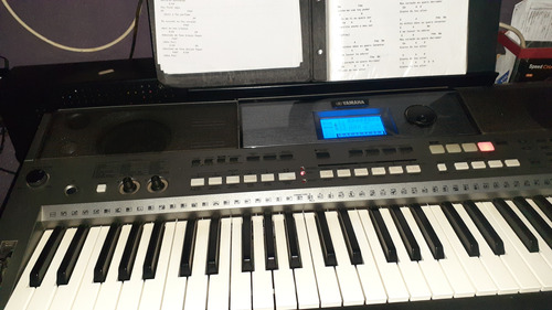 Teclado Yamaha Psr E-443 Muito Conservado - Oportunidade 