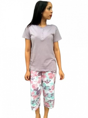 Pijama Feminino Com Blusa E Pantacourt