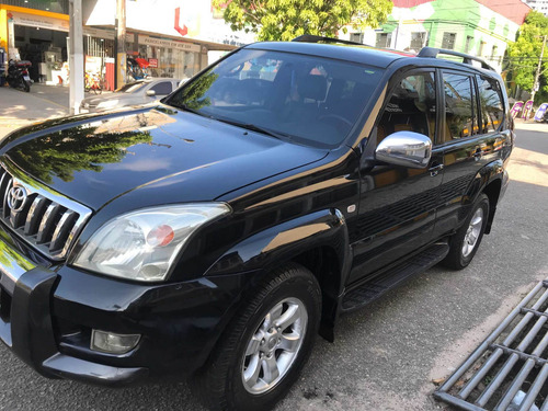 TOYOTA LAND CRUISER 3.0 AUTOMÁTICA 7P