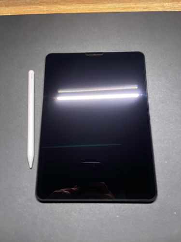 Apple iPad Air (5ª Generación) 10.9  Wi-fi  + Apple Pencil 2