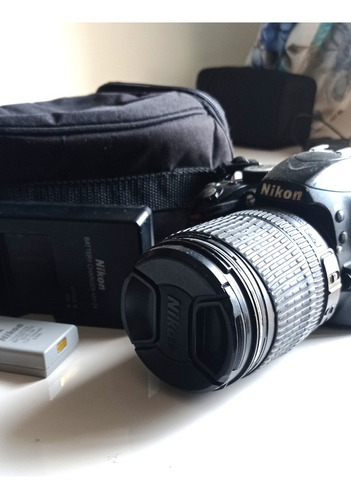 Câmera Nikon 3200 Com Lente 18x55 Mais Acessórios Originais