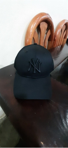 Gorra De Nueva York De Béisbol Color Negro 100% Original 