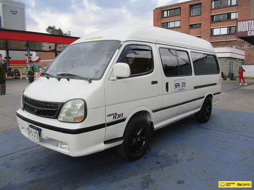 Golden Dragon Xml6532 E5 Van 18 Pasajeros  2700cc