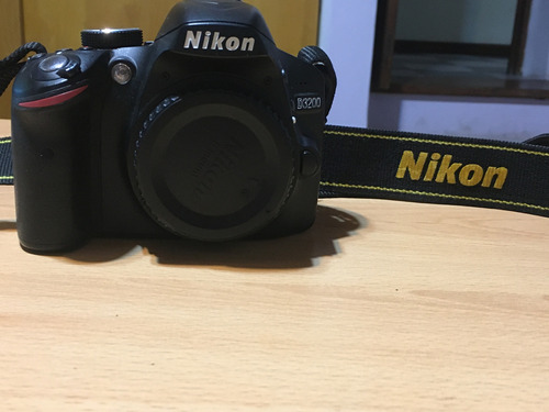  Nikon Kit D3200 + Lente 18-55mm Vr Dslr  (oportunidad) 