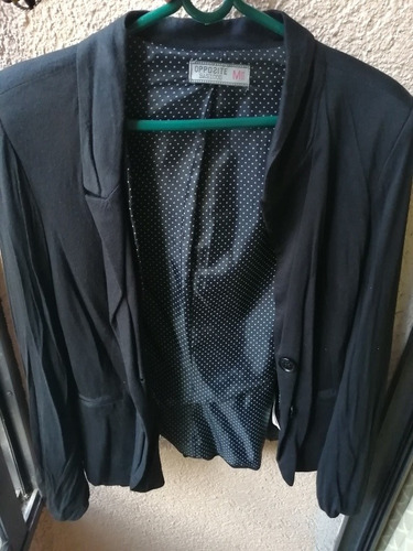 Oferta 50% Blazer Negro, Marca Opossite, Talla M. 