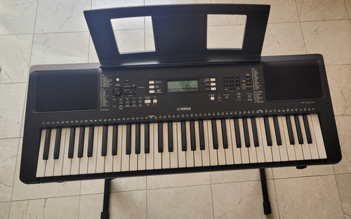 Teclado Yamaha E373