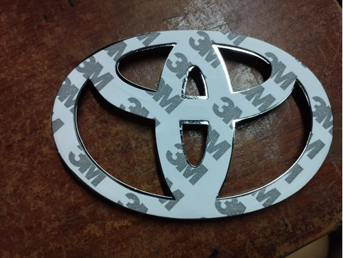 Emblema Delantero Parrilla  Toyota Meru-prado Foto 4