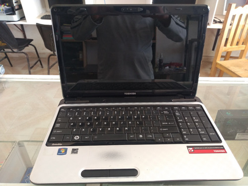 Laptop, Toshiba Satellite L355