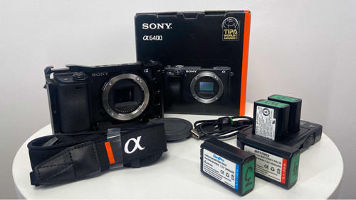 Câmera Sony A6400 + Cage E 4 Baterias