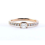 Anillo De Compromiso Con Diamantes En Oro Rosa 18k.