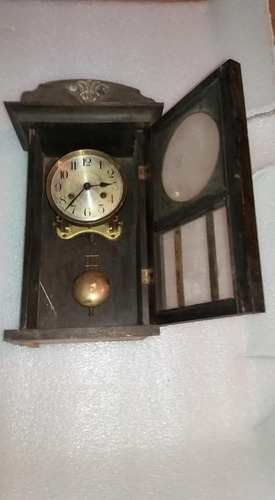 Antiguo Reloj De Pared A Péndulo Para Restaurar